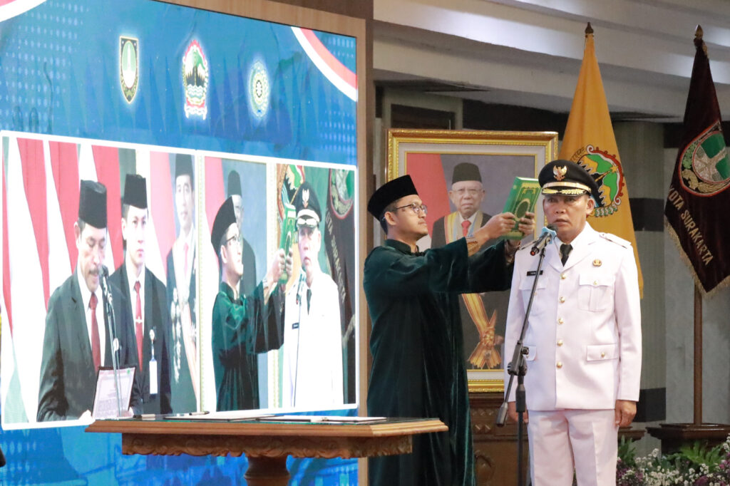 Teguh Prakosa Resmi Dilantik Menjadi Wali Kota Surakarta