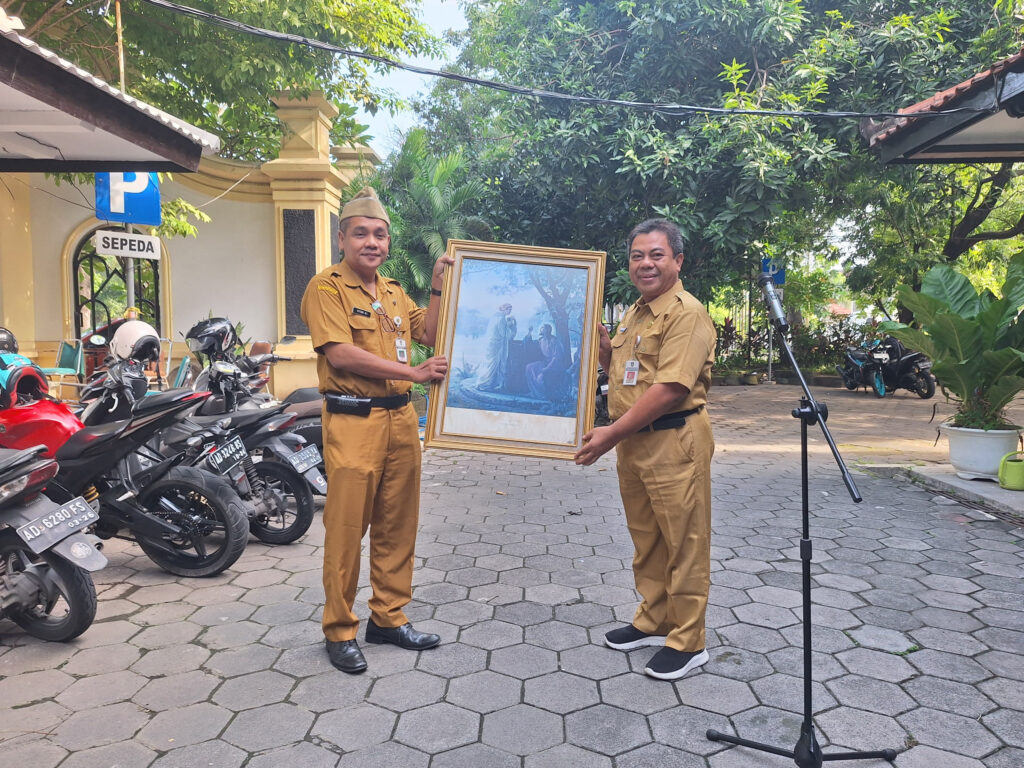 Refleksi dan Arahan Menjelang Tahun Baru dalam Apel Pagi Setwan