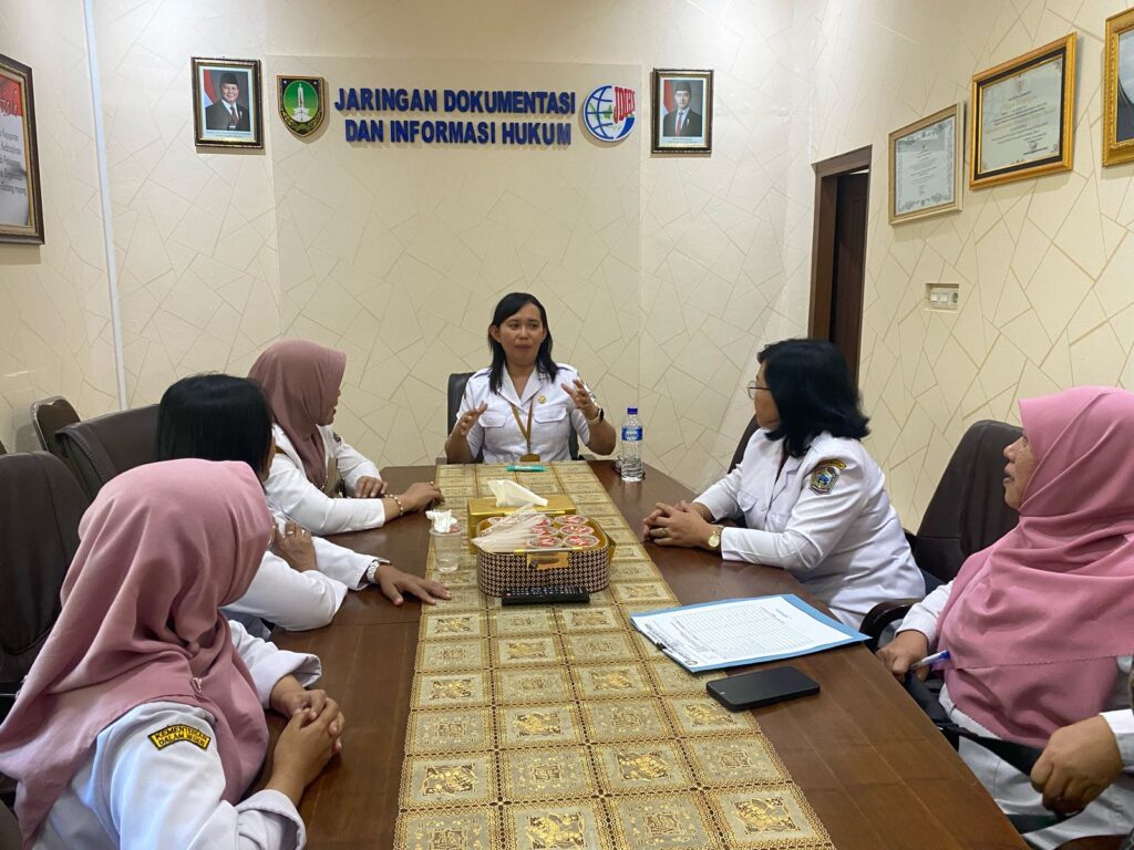 Setwan Karanganyar Dalami Pengelolaan Keuangan dan Sarpras di Setwan Kota Surakarta