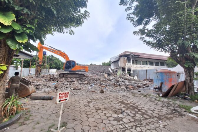Progres Rehabilitasi Gedung Sekretariat DPRD Surakarta Mulai Tampak, Pembangunan Fisik Dimulai Awal Desember