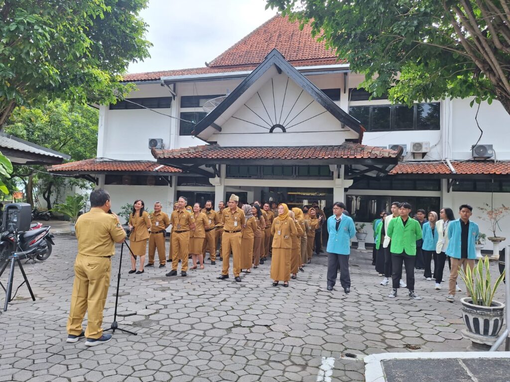 Kinkin Ingatkan Minat Baca Rendah dalam Apel Rutin