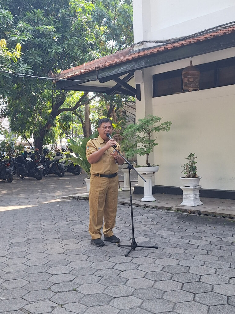 Apel Pagi Setwan: Fokus pada Persiapan Pelantikan Pimpinan DPRD, Citra Organisasi, Kompetisi CPNS/PPPK, dan Netralitas Pilkada Serentak