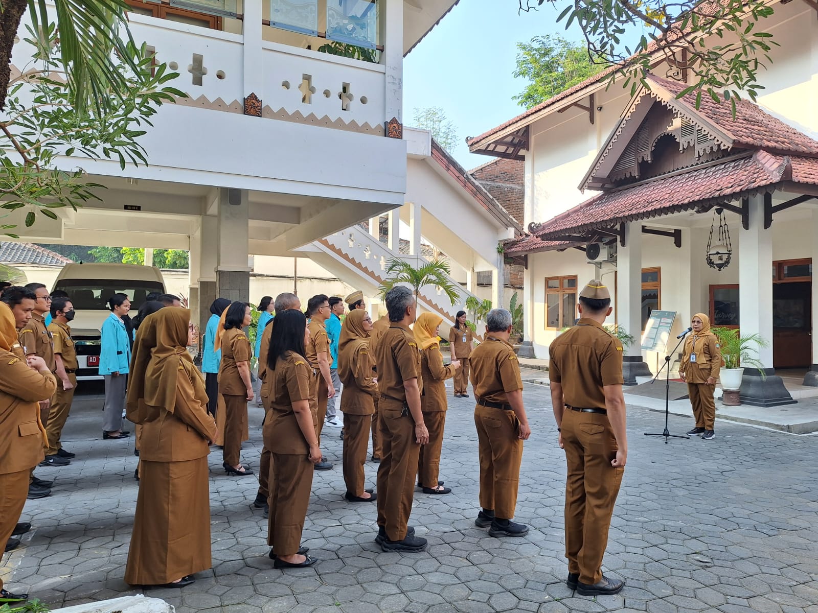 Apel Pagi Setwan Kota Surakarta Tekankan Optimalisasi Pelayanan Publik dan Persiapan Agenda Reses